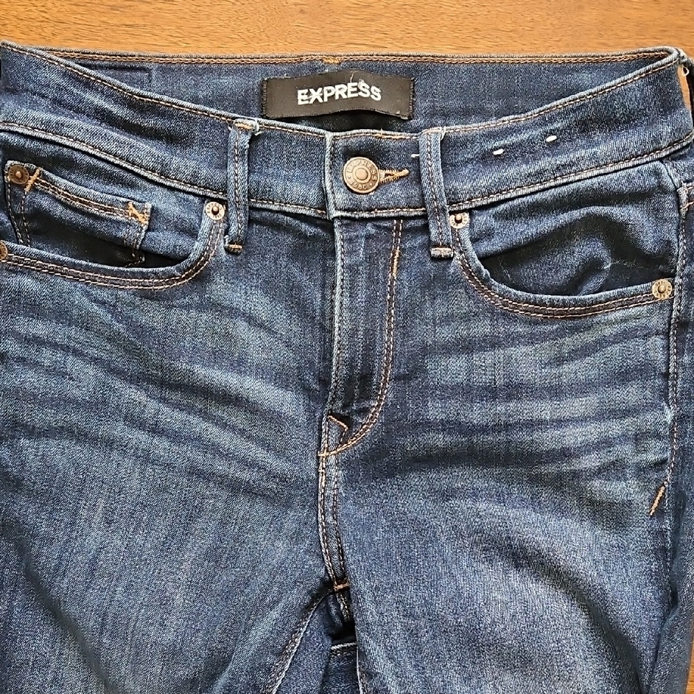 Express Blue Skinny Jeans with Classic Denim Wash